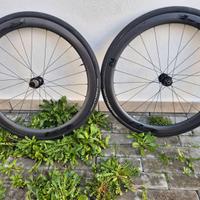 Ruote in carbonio Novatec R4