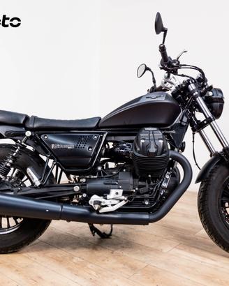 MOTO GUZZI V9 BOBBER - 2023