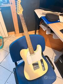 Chitarra elettrica + vox e cavo jack