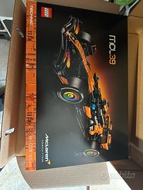 LEGO 42228 - McLaren F1 -