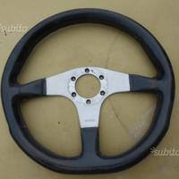 Volante usato Momo TYPE 35 UNIVERSALE