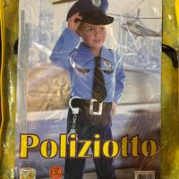 Vestito da Poliziotto