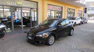 AUDI - A1 1.6 tdi Attraction 105cv