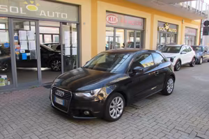 AUDI - A1 1.6 tdi Attraction 105cv