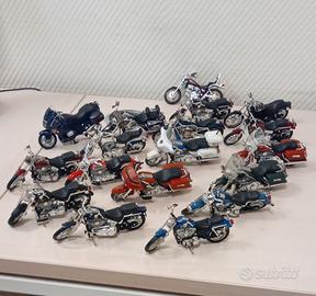 Lotto enorme 18 Harley Davidson modellini Maisto