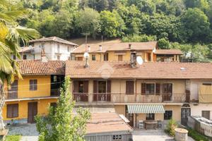 CASA SEMINDIPENDENTE A PIASCO