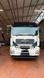 MAN TGA 32.430 con GRU FASSI F360DCXP