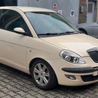 Lancia Ypsilon 1.2 Argento NeopatentatiOK