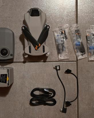 drone DJI MINI 3 FLY MORE COMBO