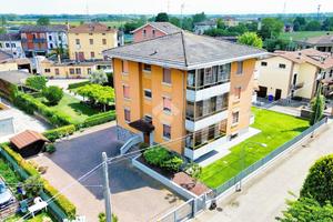 4 LOCALI A SORBOLO