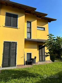 Villa a Novedrate