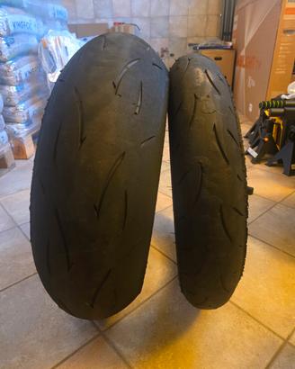 Dunlop D212 Gp racer 120/70 r17 M e 200/55 r17 E