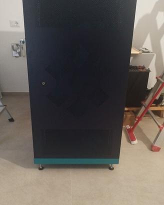 Armadio Pylontech Rack 