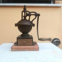 Macina caffè da bar vintage