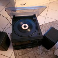impianto stereo con giradischi