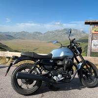 Guzzi V7 stone IV 2021