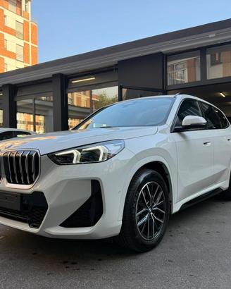 BMW X1 sdrive 20i mhev 48V 170cv MSport Auto