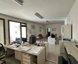 AMPIO UFFICIO CON POSSIBILE TRASFORMAZIONE IN APPA