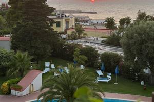 FORIO D'ISCHIA vicino mare in residence