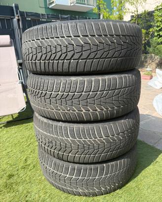 Gomme invernali  R18 215/55 99V