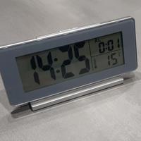 Orologio da tavolo con termometro e sveglia