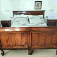 letto e comodini antichi metà 80