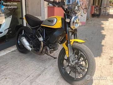 Scrambler Icon, Finanziabile, Permuta.