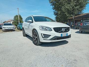 Volvo XC 60 XC60 D5 AWD Geartronic R-design Kineti