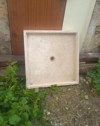 lavabo stile vecchio e piatto doccia