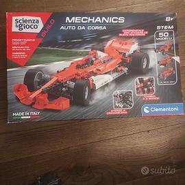 Mechanics auto da corsa