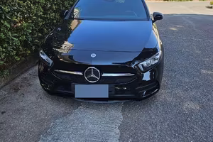 Mercedes-Benz Classe A 180d Premium AMG Night Edit