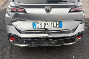 Peugeot 308 BlueHDi 130 S&S EAT8 SW Allure Pack SI