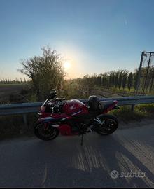 Honda cbr 650 r e-clutch 2025