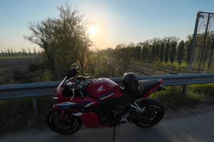 Honda cbr 650 r e-clutch 2025