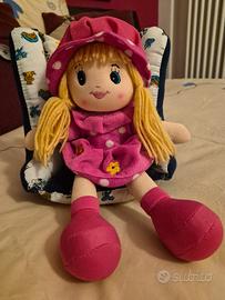 Bambola di pezza + seggiolone/zainetto bambole