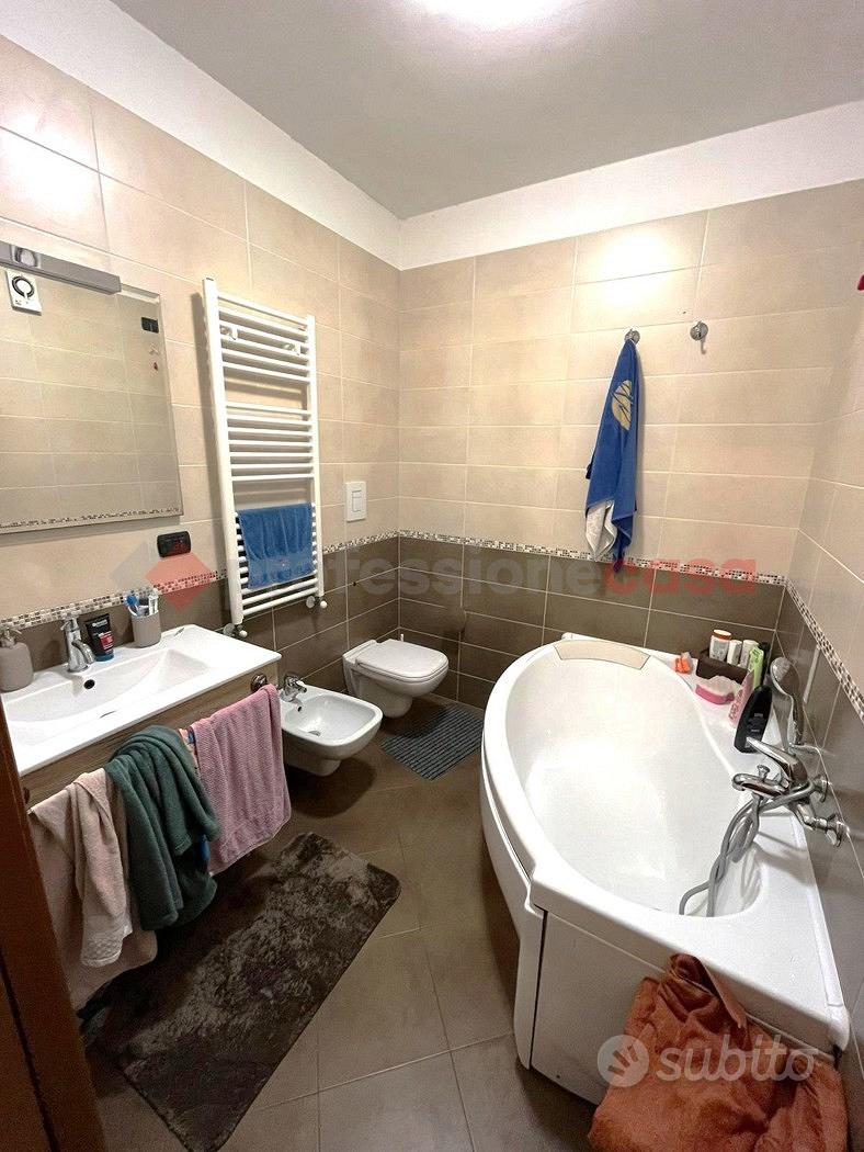 Apartment in Bari, San Paolo, Municipio 3 - Altro