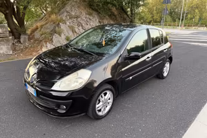 Renault Clio 1.2 16V 5 porte Le Iene