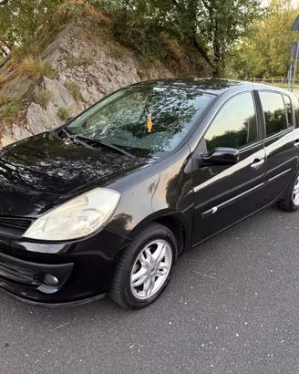 Renault Clio 1.2 16V 5 porte Le Iene