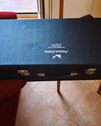 Roland G800