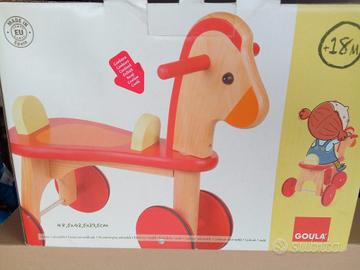 Cavallino a rotelle in legno Goula