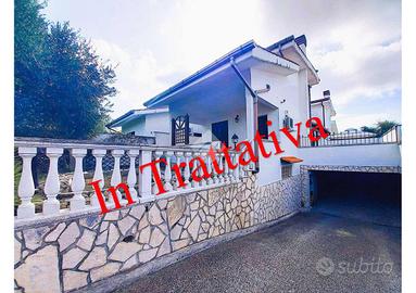 PORZIONE DI BIFAMILIARE A ARDEA