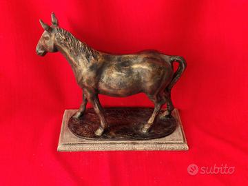 Scultura in cartapesta effetto bronzo, cavallo
