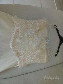 abito da sposa in taffetà di seta
