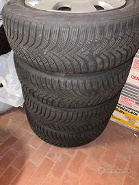 Pneumatici invernali 185/65 15