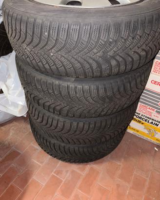 Pneumatici invernali 185/65 15