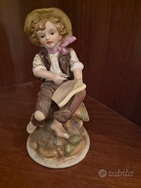 Statuetta vintage in porcellana stile Capodimonte