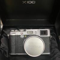 Fuji X100 silver