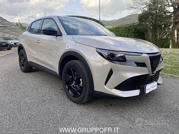 Alfa Romeo Junior 1.2 136 CV Hybrid eDCT6