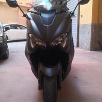 Yamaha T Max 560 - 2021