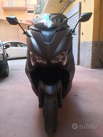 Yamaha T Max 560 - 2021